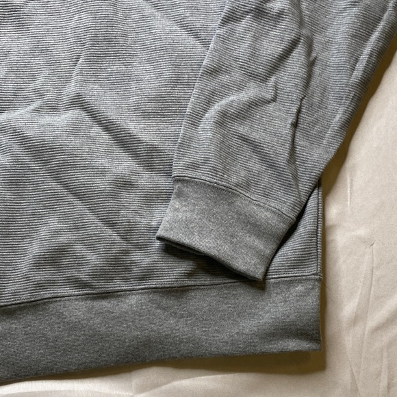 Puma Men's Heather Gray Crewneck Sweater - Picture 14 of 16